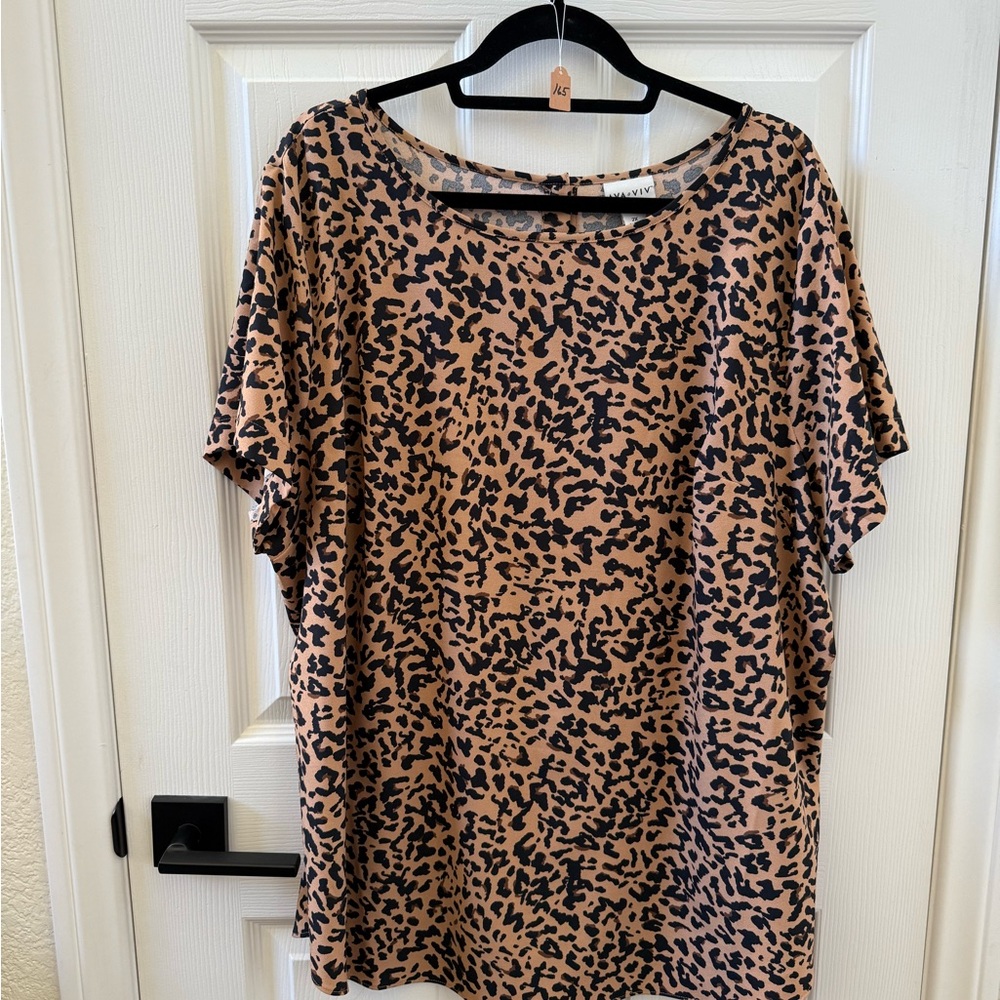 Ava & Viv Tan and Black Patterned Blouse